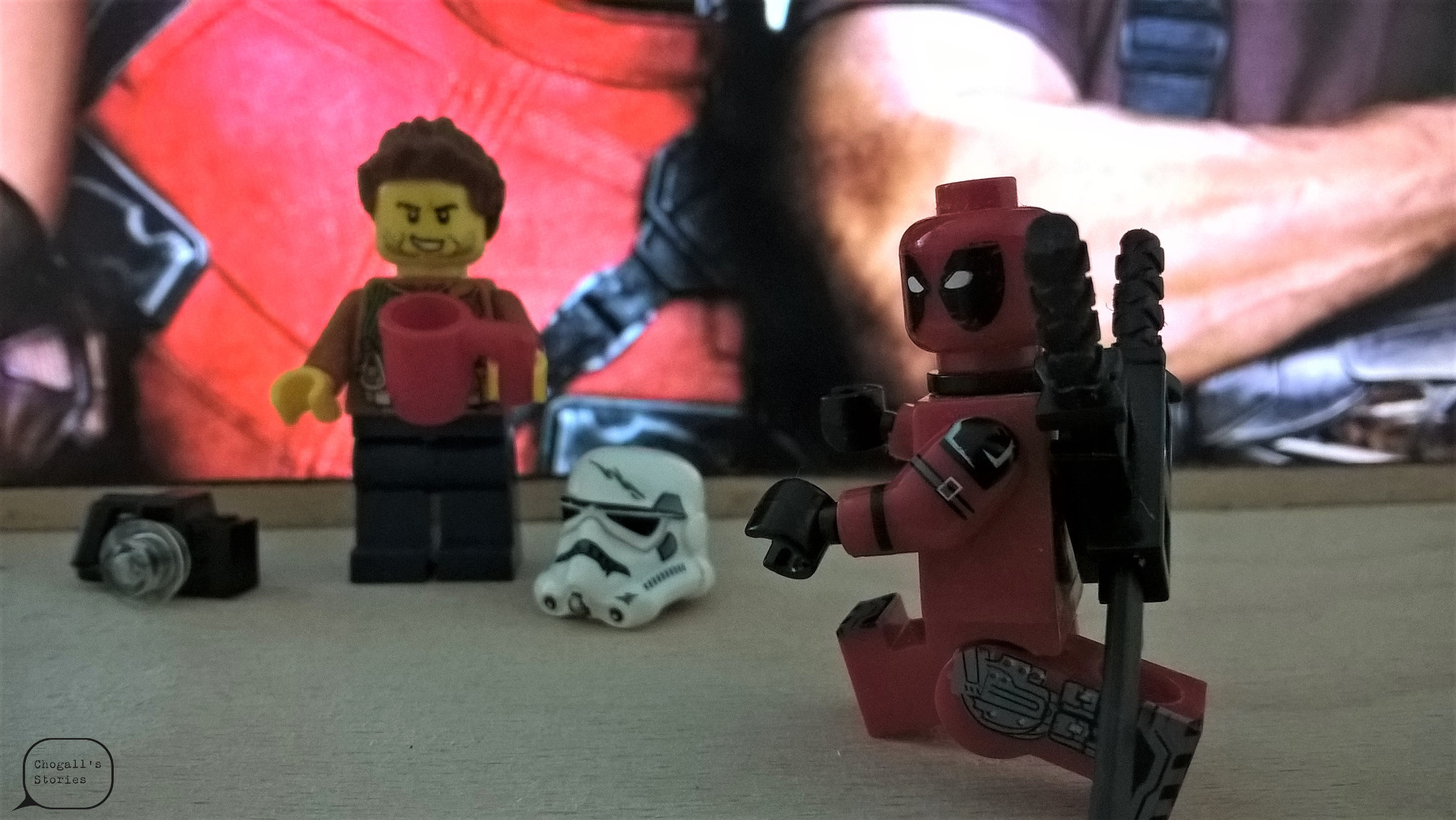 After I introduced myself to my followers, a voice sounded…
Deadpool to me: “Ah, look who we have here. This is this guy, that caused all of this to me. Do you think you will impress me just setting myself as a wallpaper?”
Deadpool to audience: “Well… it did impress me, maybe a fan?” :)
